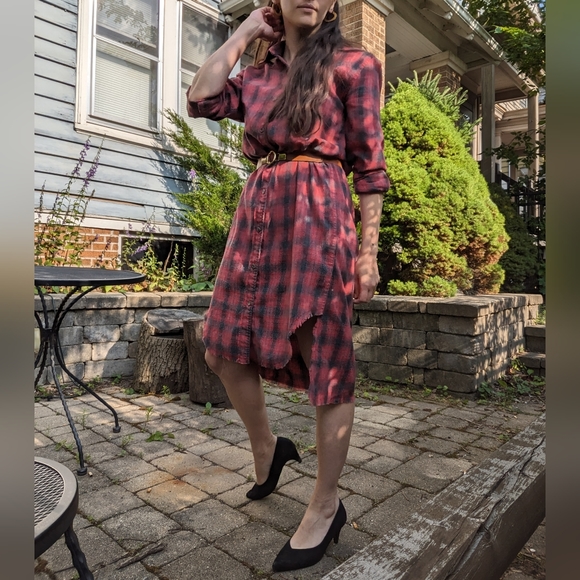 Meet your Posher, Cecelia - Picture 5 of 5